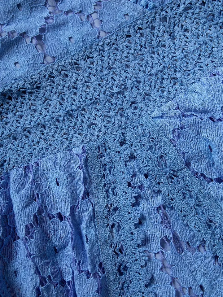 Nerina – Elegancki kombinezon z koronką